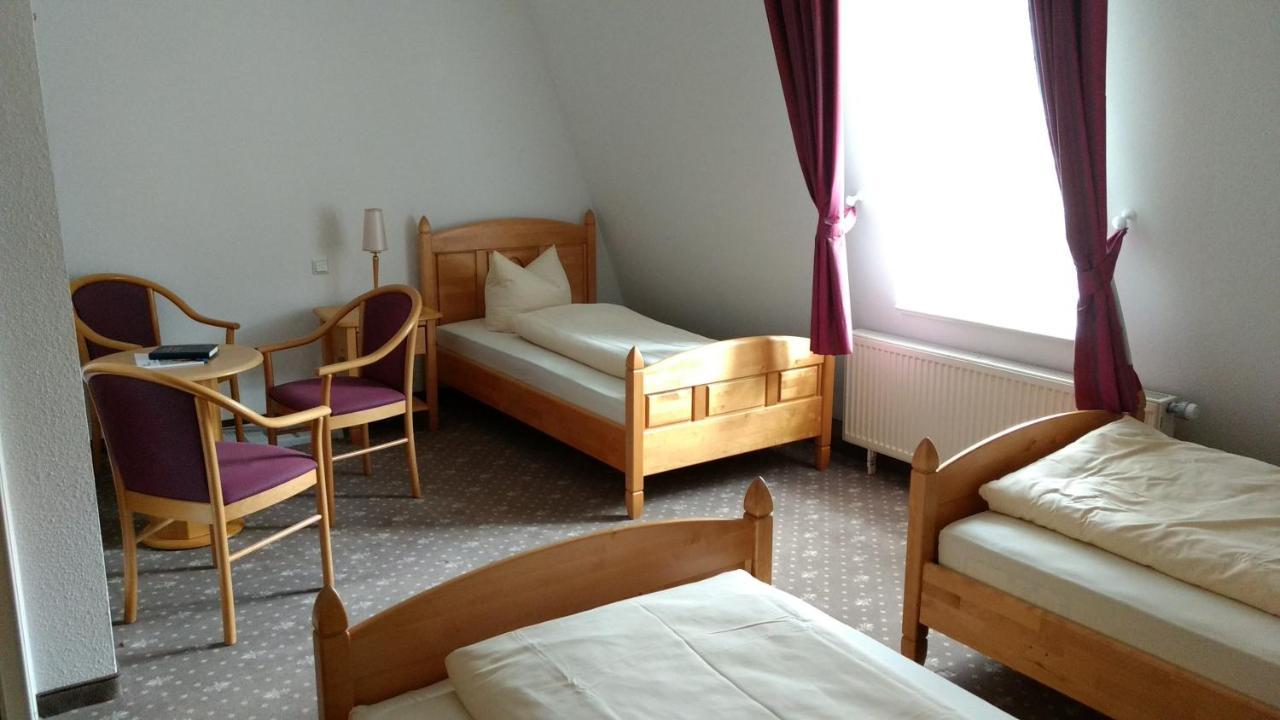 Lindenhof / Gastehaus An Der Teufelsmauer Hotel Thale Ngoại thất bức ảnh