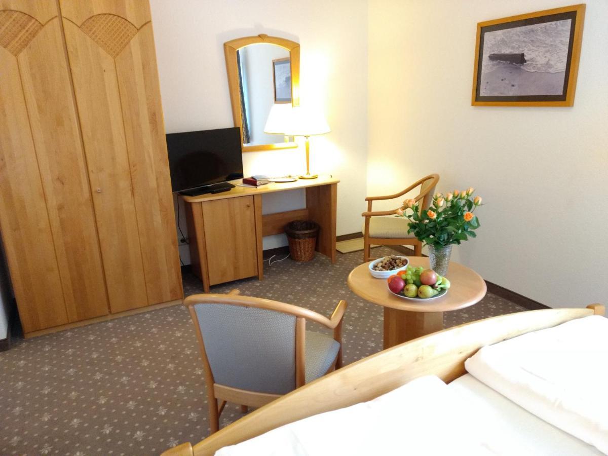 Lindenhof / Gastehaus An Der Teufelsmauer Hotel Thale Ngoại thất bức ảnh